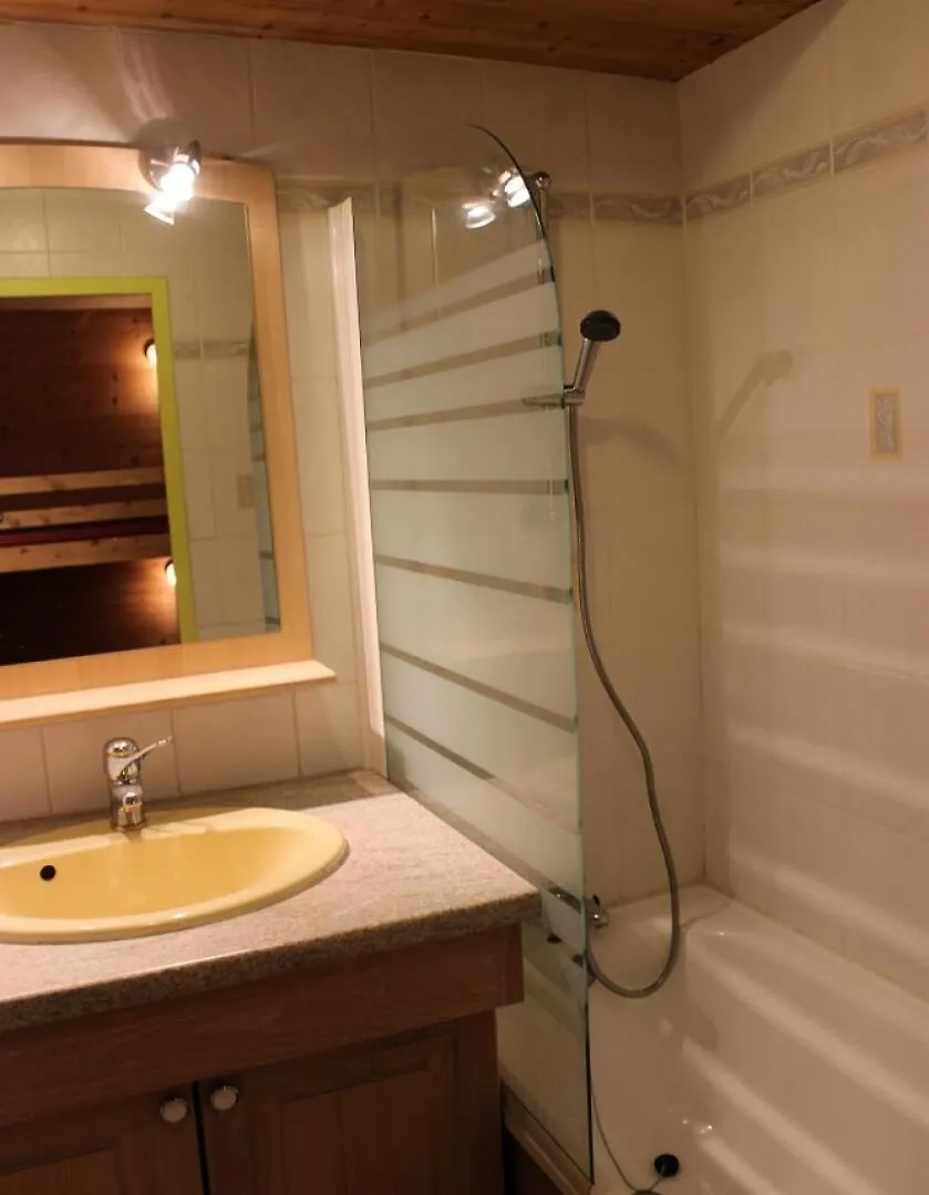 Residence Neves - Val Thorens Studio 4 Personnes Residence Dans Quartier Anime De La Station Mae-7678