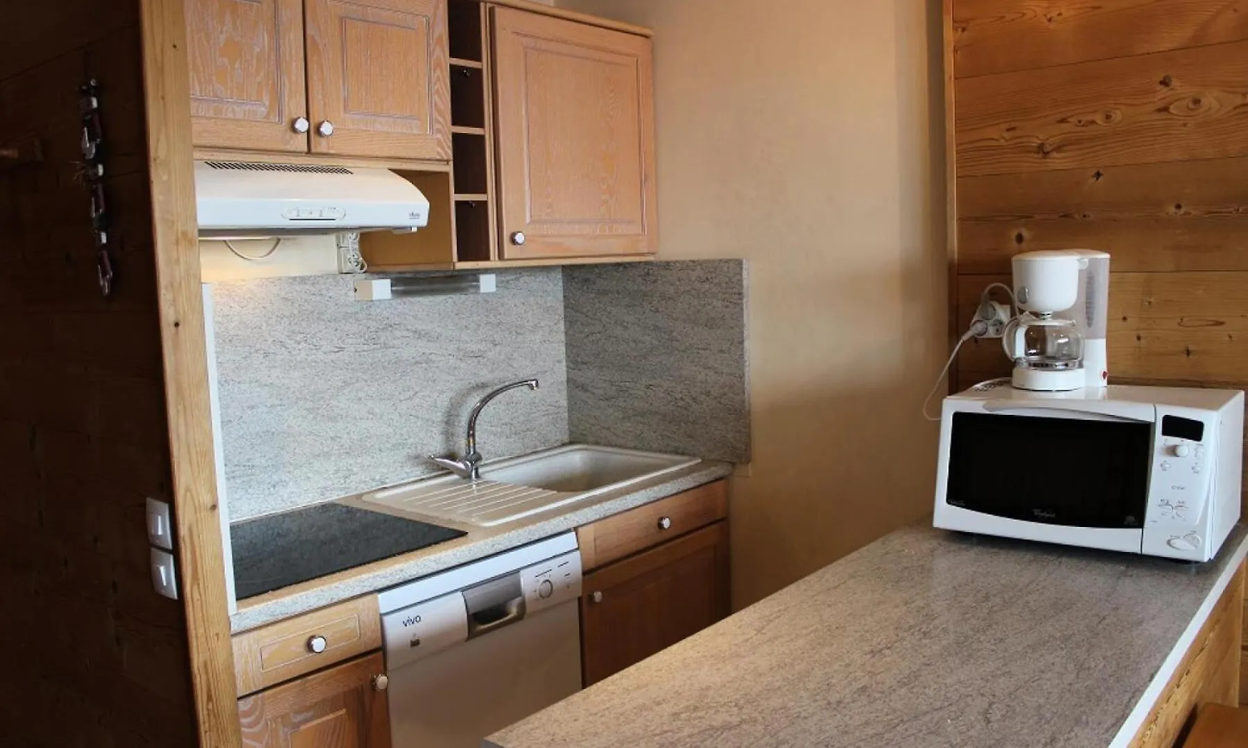 Residence Neves - Val Thorens Studio 4 Personnes Residence Dans Quartier Anime De La Station Mae-7678 Apartment